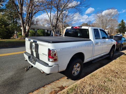 Used 2012 RAM 1500 Express image 4