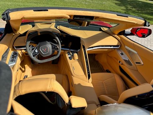 Used 2022 Chevrolet Corvette Stingray Premium Conv image 16