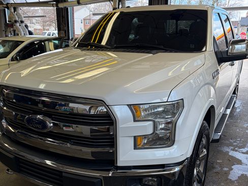 Used 2015 Ford F150 Lariat image 30