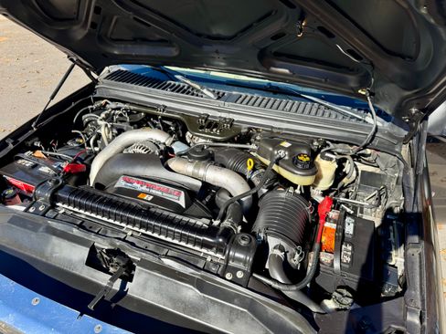 Used 2006 Ford F250 Lariat image 6