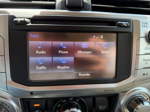 Used 2014 Toyota 4Runner SR5 AWD/4WD image 21