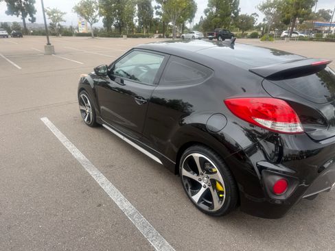 Used 2016 Hyundai Veloster Turbo w/ Option Group 04 FWD image 20