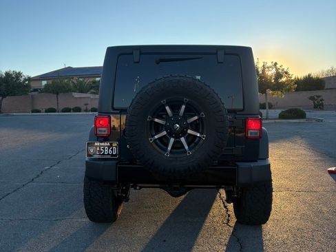 Used 2017 Jeep Wrangler Unlimited Sport image 11