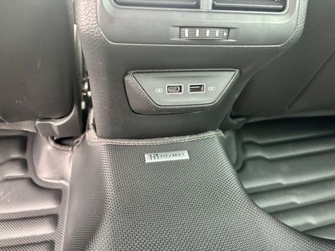 Used 2017 Volkswagen Golf Hatchback Sedan 4D image 16