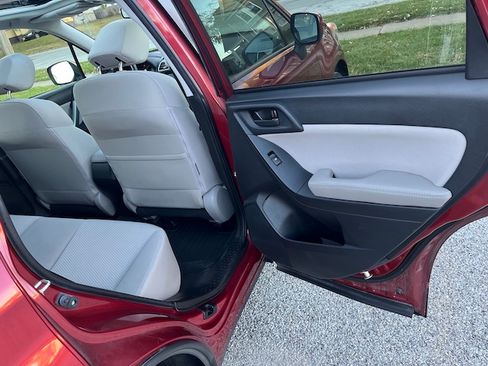 Used 2016 Subaru Forester 2.5i Premium w/ All-Weather Package image 13