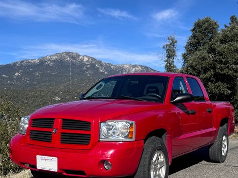 Used 2006 Dodge Dakota ST w/ Sport Appearance Group image 8