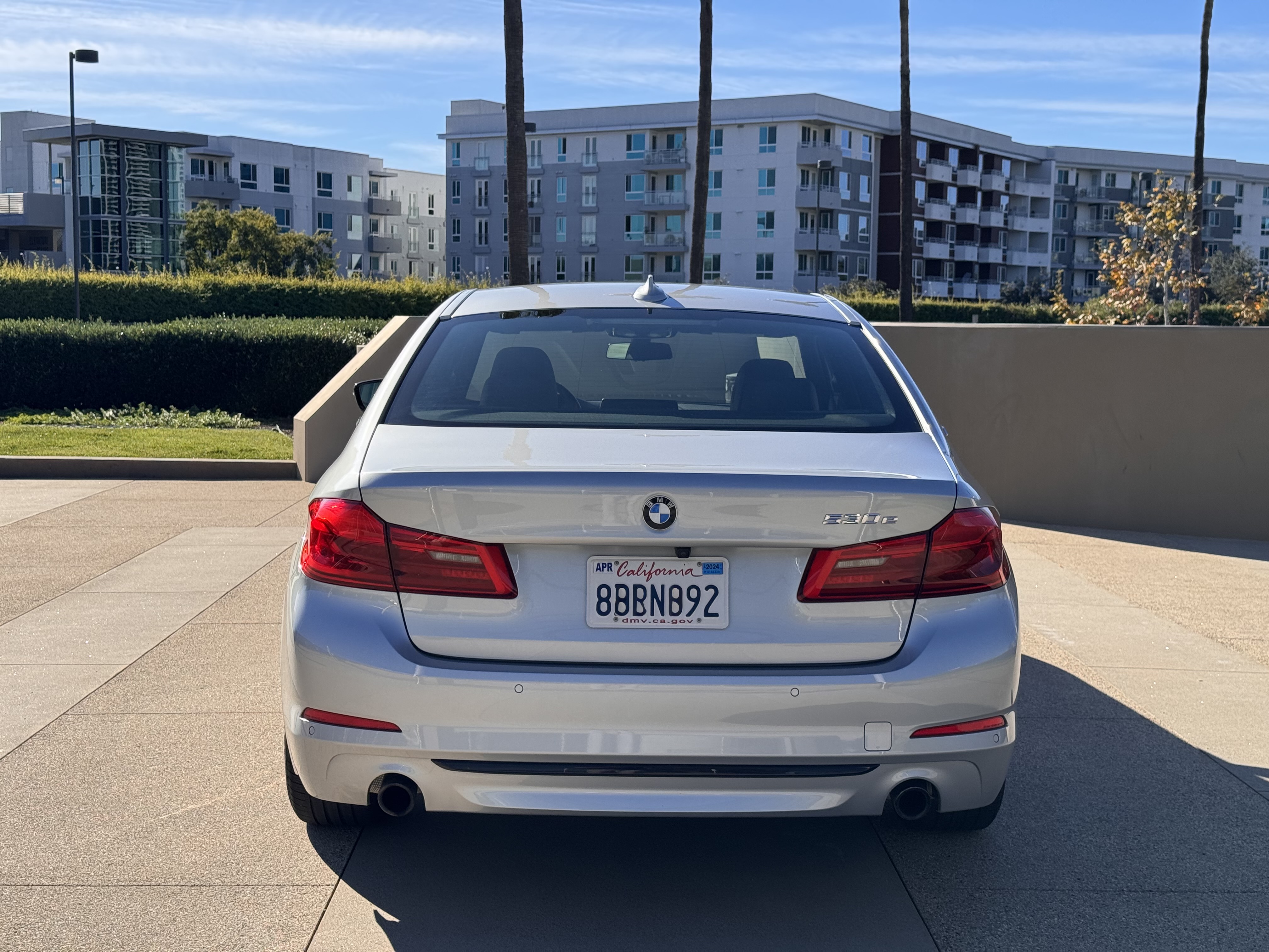 Used 2018 BMW 530e xDrive AWD/4WD image 6