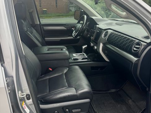 Used 2018 Toyota Tundra Platinum AWD/4WD image 8