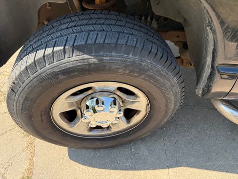 Used 2007 Dodge Ram 3500 Truck SLT image 12