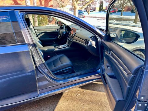 Used 2020 Honda Accord EX-L image 23