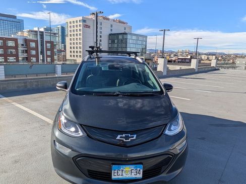 Used 2019 Chevrolet Bolt Premier w/ Infotainment Package image 6