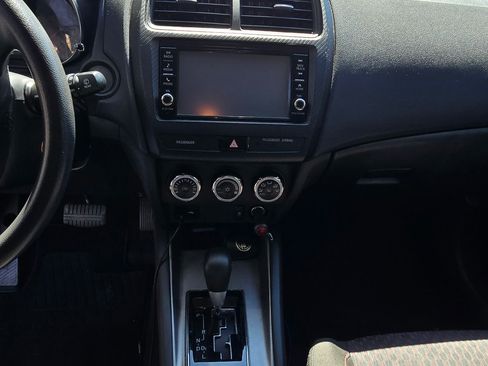 Used 2019 Mitsubishi Outlander Sport ES image 9