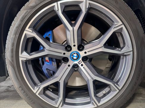 Used 2025 BMW X5 xDrive50e w/ Executive Package image 14