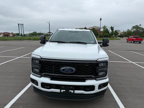 Used 2024 Ford F250 XL w/ STX Appearance Package AWD/4WD image 1