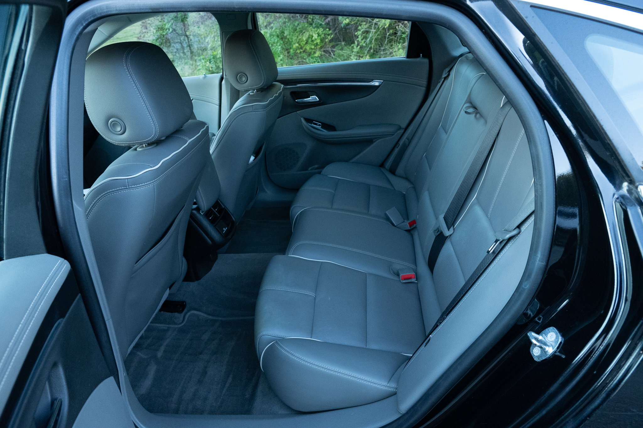 Used 2018 Chevrolet Impala Premier FWD image 18