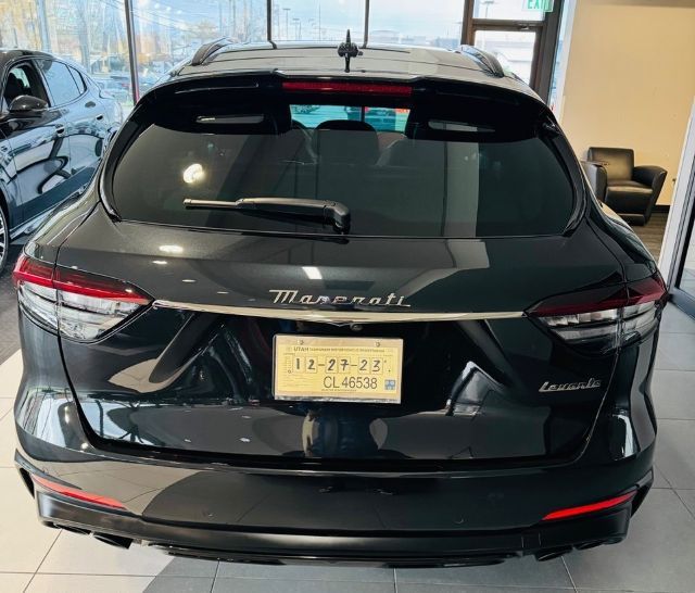 Used 2022 Maserati Levante Modena AWD/4WD image 20