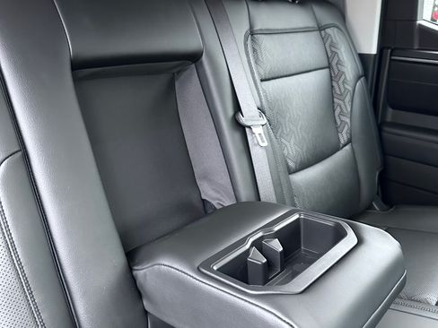 Used 2022 Toyota Tundra SR5 image 27