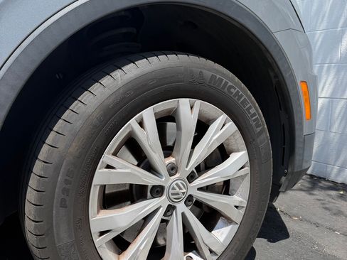 Used 2019 Volkswagen Tiguan S w/ Driver Assistance Package FWD image 8