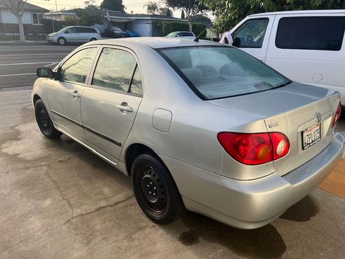 Used 2003 Toyota Corolla CE image 4