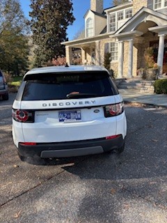 Used 2017 Land Rover Discovery Sport SE AWD/4WD image 4