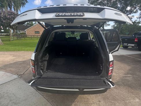 Used 2018 Land Rover Range Rover HSE AWD/4WD image 9