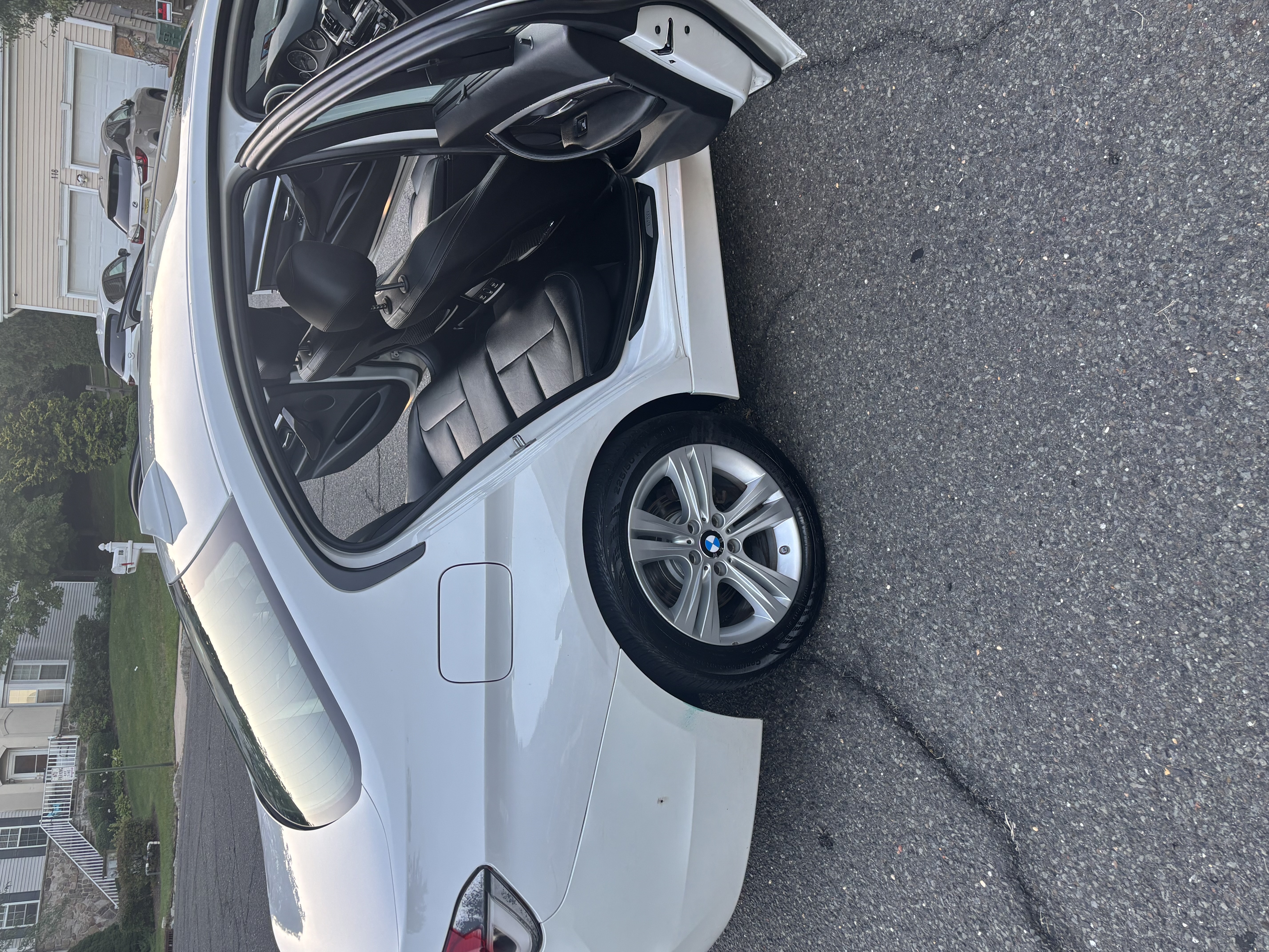 Used 2016 BMW 328i xDrive Sedan AWD/4WD image 10