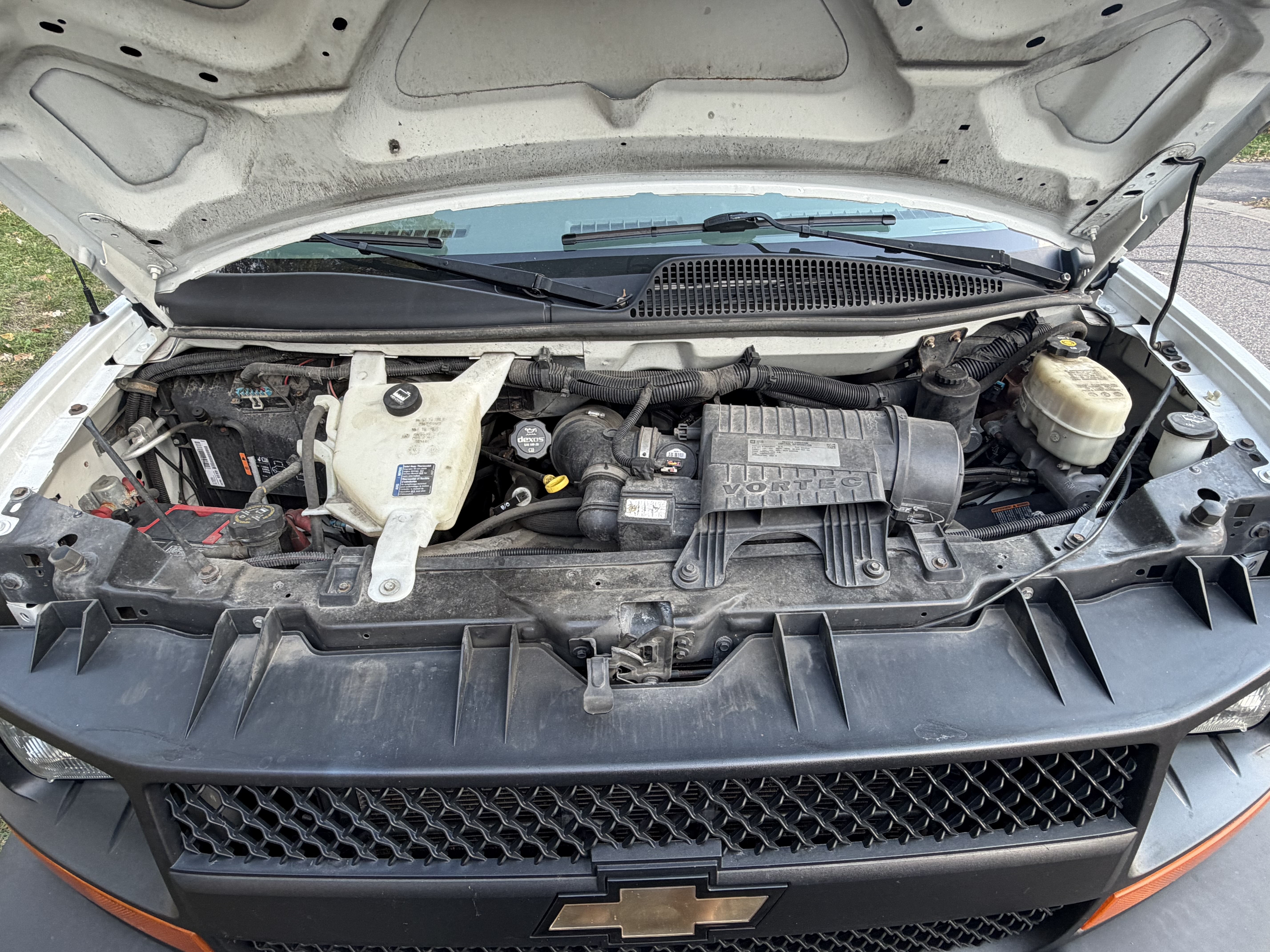 Used 2015 Chevrolet Express 2500 RWD image 21
