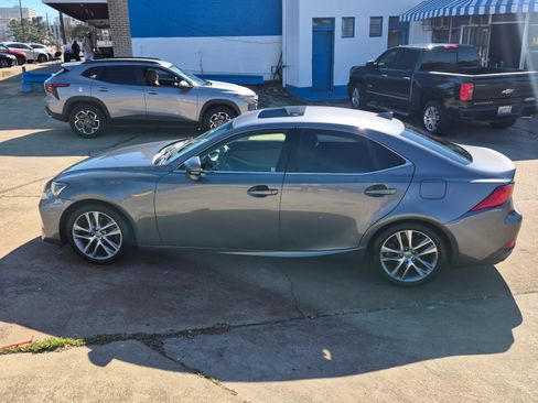 Used 2019 Lexus IS 300 w/ Accessory Package 2 image 23