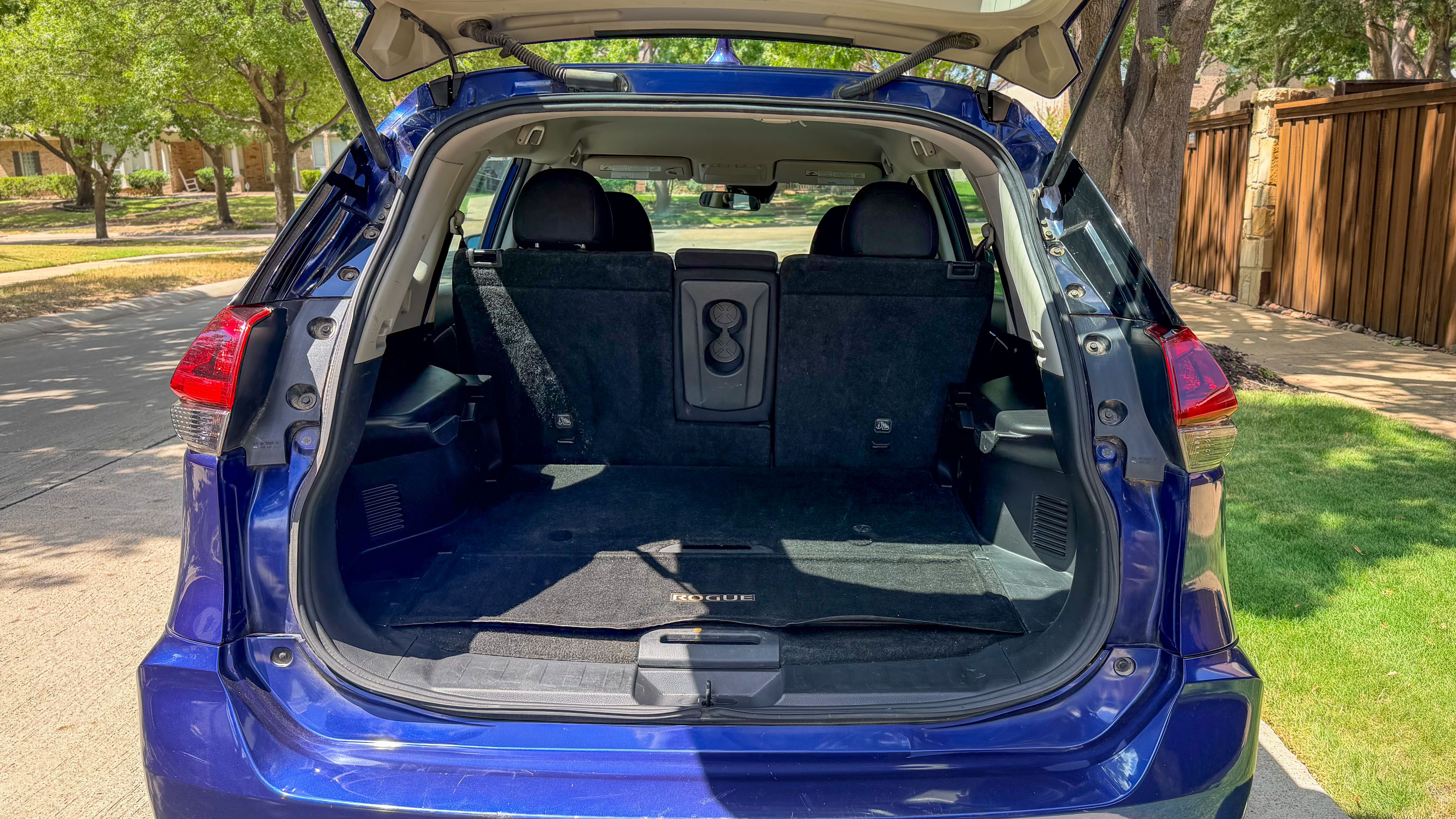 Used 2019 Nissan Rogue S FWD image 4