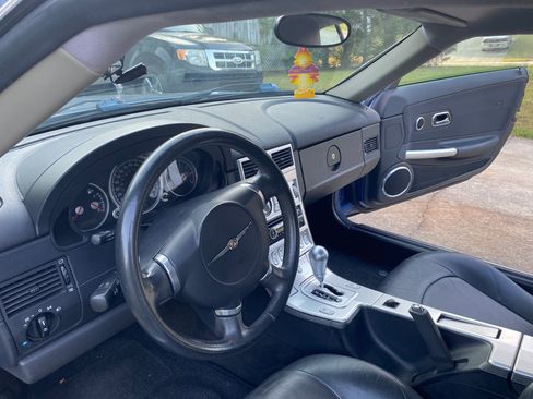 Used 2005 Chrysler Crossfire Limited image 19