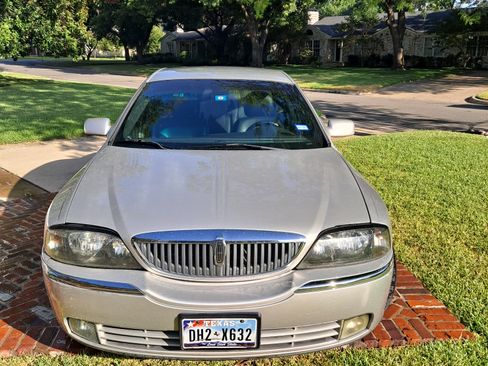 Used 2005 Lincoln LS RWD image 5
