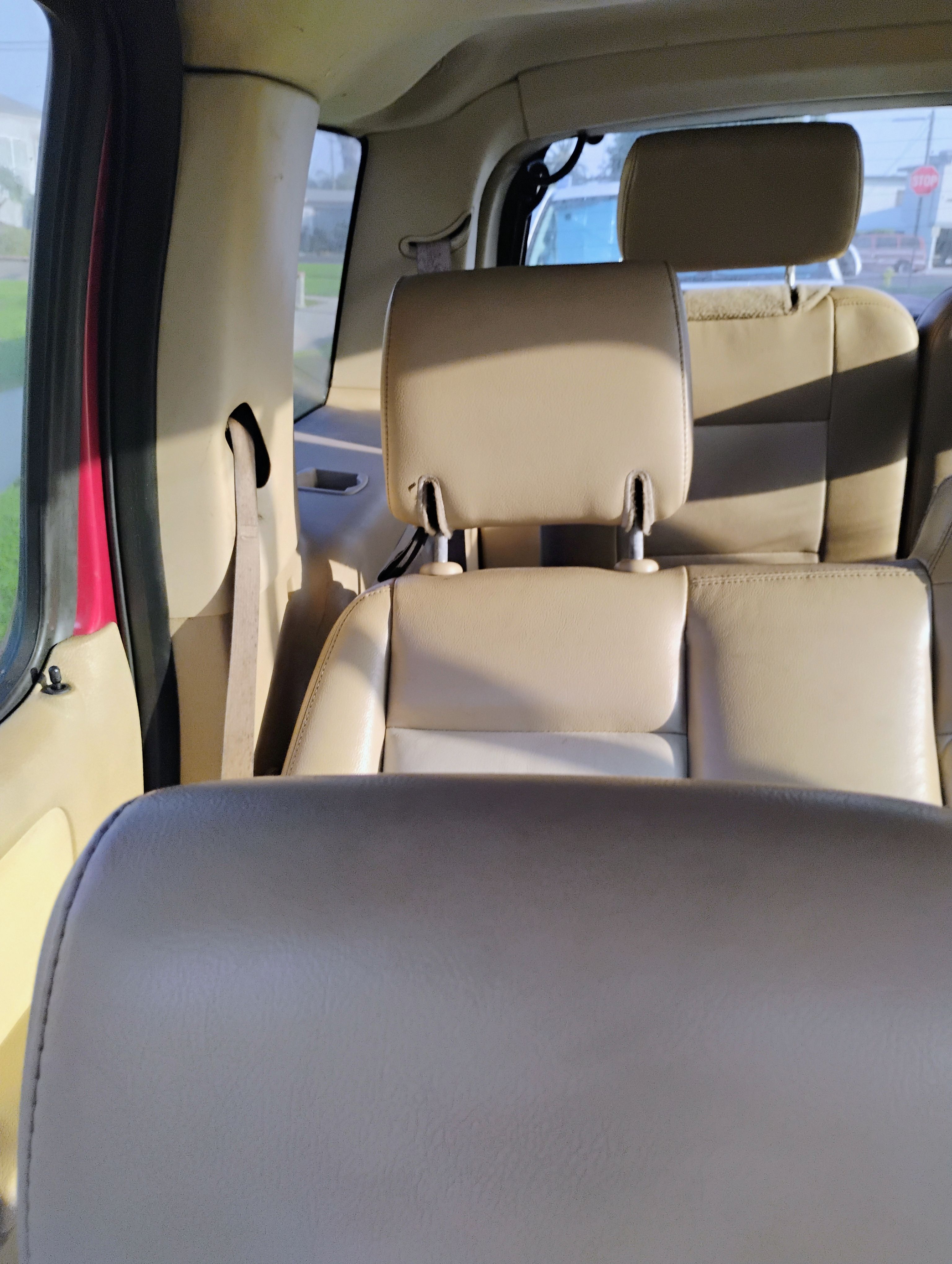 Used 2006 Ford Explorer Eddie Bauer AWD/4WD image 13