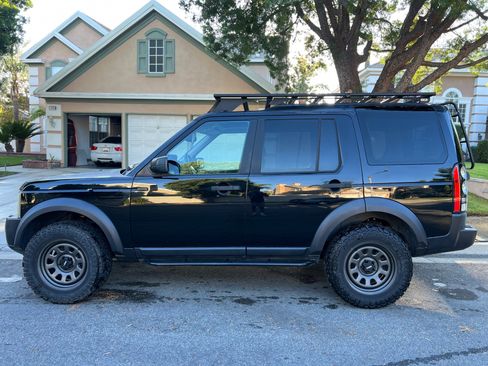 Used 2005 Land Rover LR3 SE AWD/4WD image 1