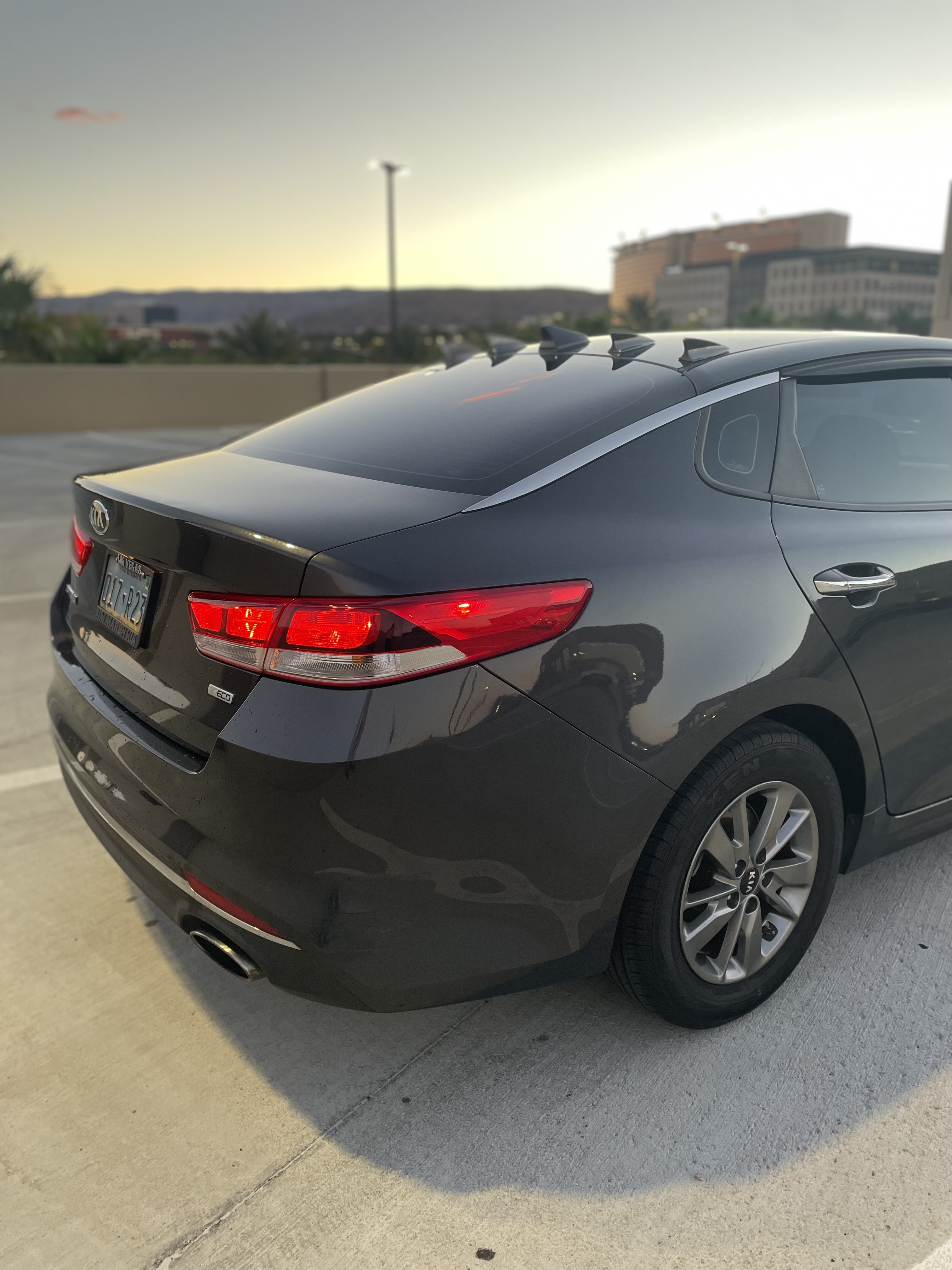 Used 2016 Kia Optima LX FWD image 4