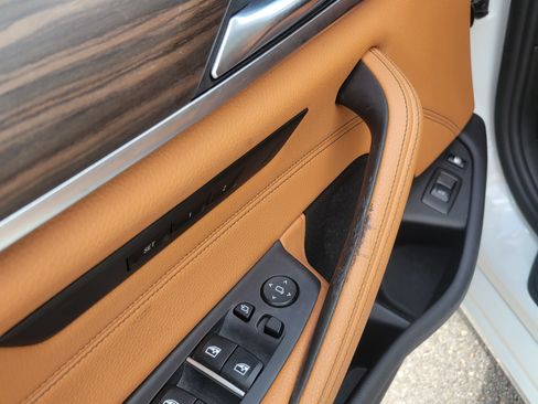 Used 2018 BMW 530e 530e iPerformance Sedan 4D image 13