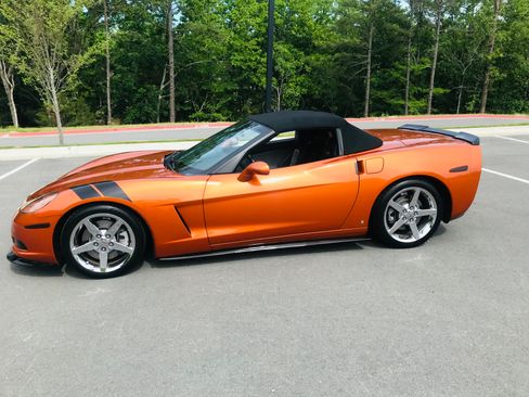 Used 2008 Chevrolet Corvette Convertible w/ Preferred Equipment Group RWD image 4