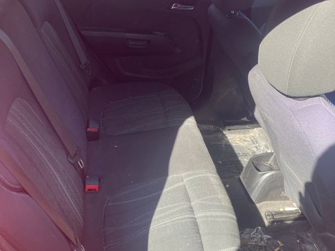 Used 2014 Chevrolet Sonic LT w/ Fun and Sun Package image 6