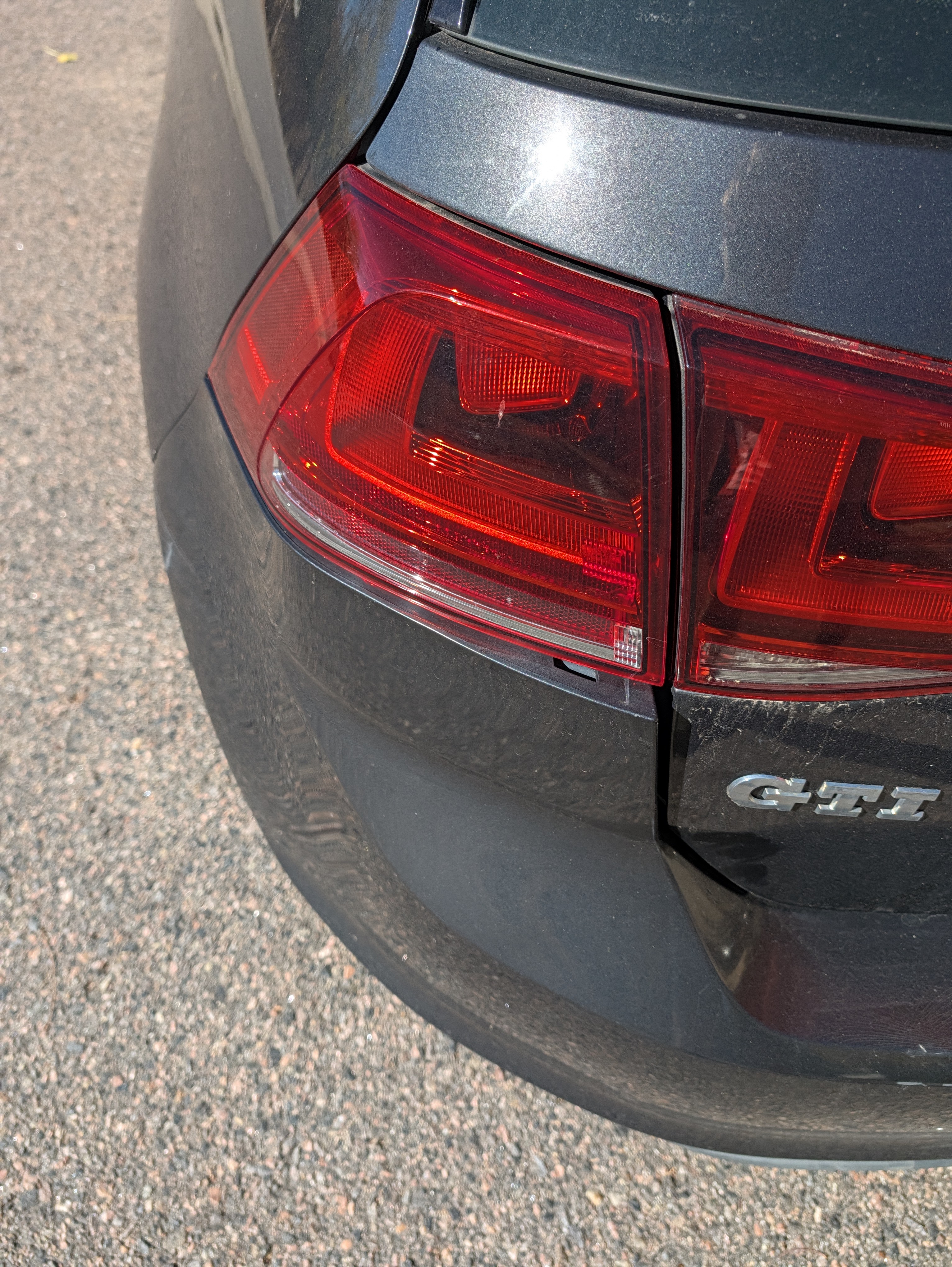 Used 2015 Volkswagen GTI SE FWD image 10