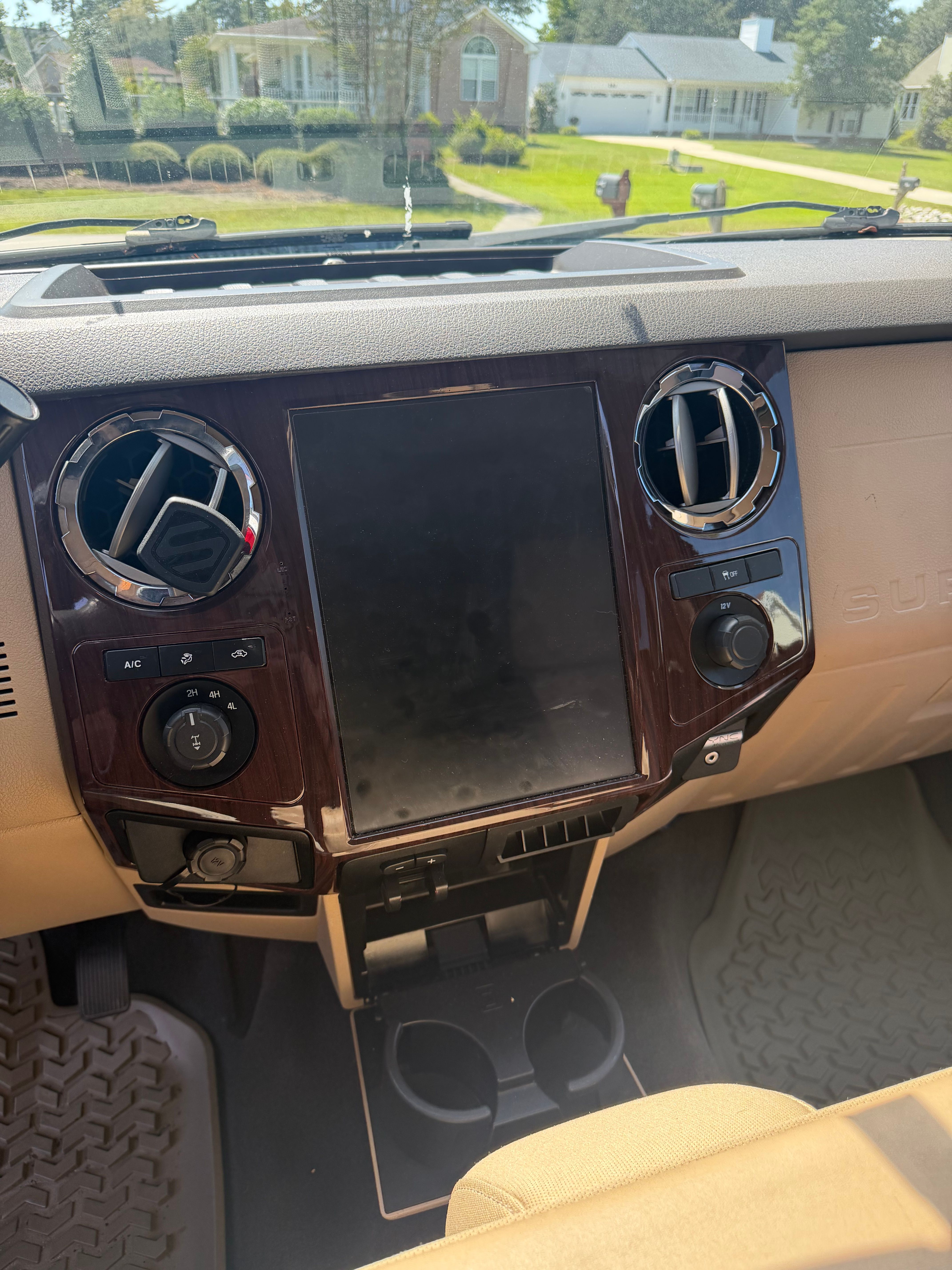 Used 2012 Ford F250 XLT w/ XLT Premium Pkg AWD/4WD image 21