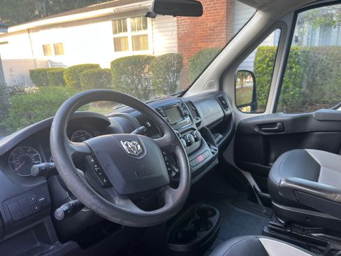 Used 2017 RAM ProMaster 2500 image 15
