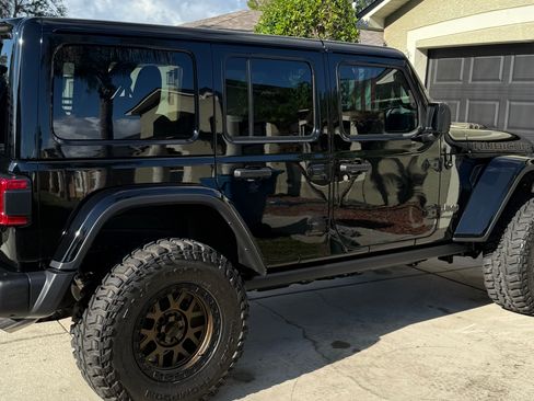 Used 2022 Jeep Wrangler Unlimited Rubicon w/ Trailer Tow Package AWD/4WD image 13