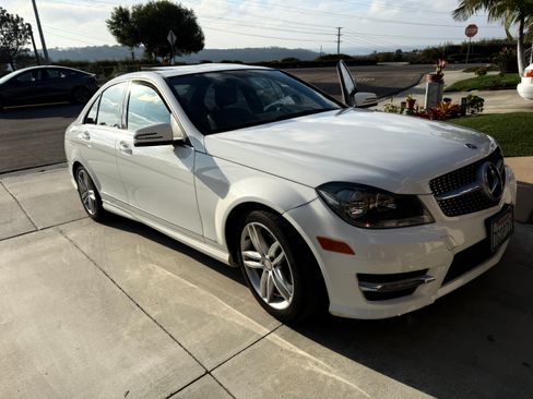 Used 2013 Mercedes-Benz C 250 Sedan image 2