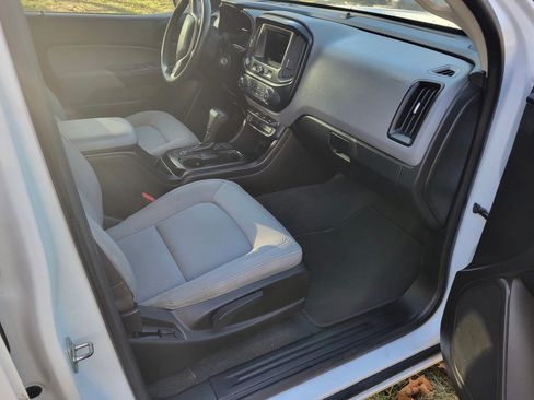 Used 2021 Chevrolet Colorado W/T w/ Custom Special Edition image 10