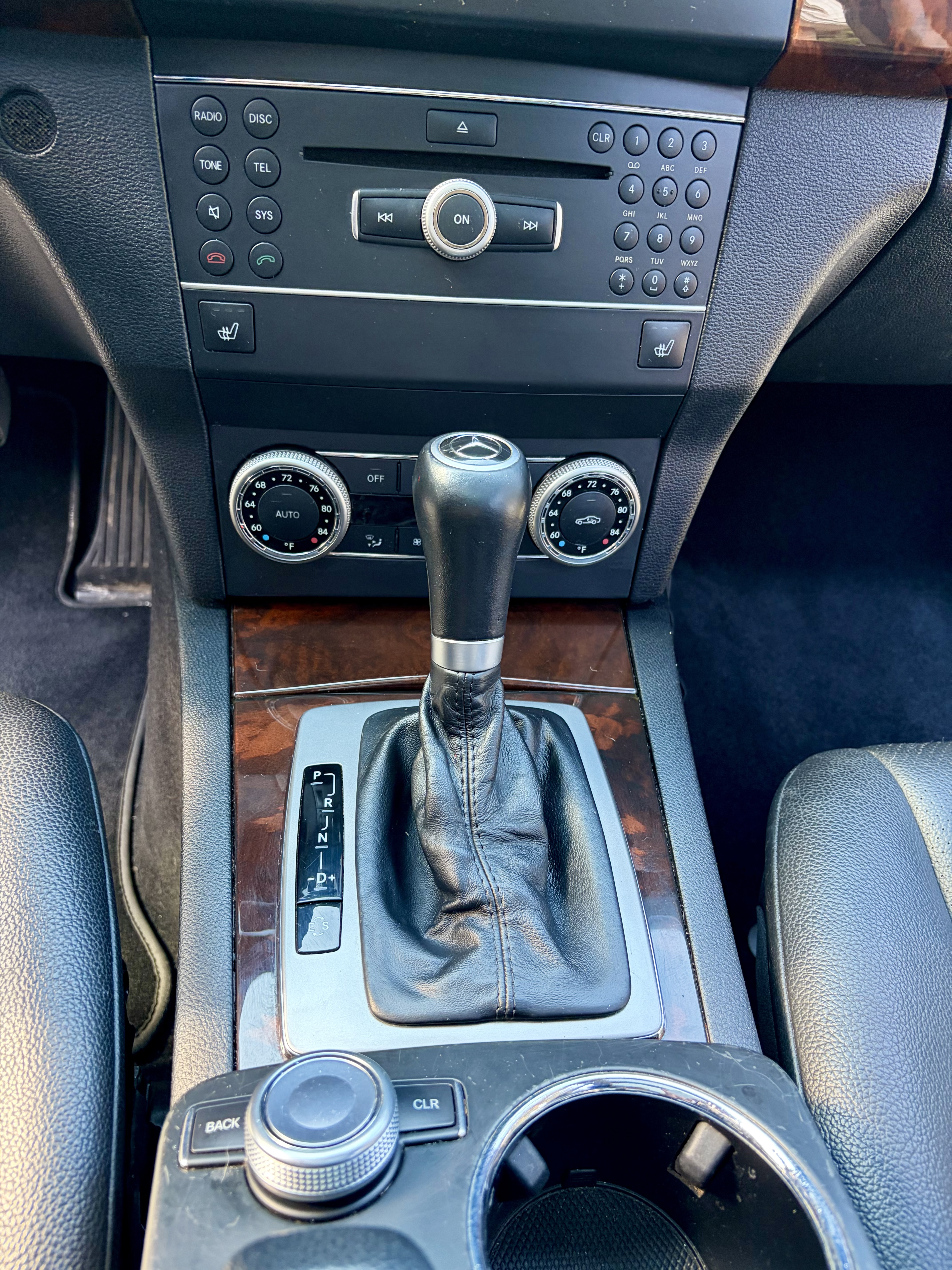 Used 2011 Mercedes-Benz GLK 350 4MATIC image 26