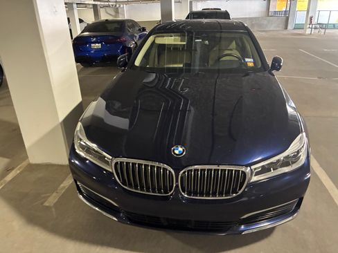 Used 2019 BMW 750i xDrive image 2