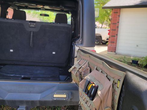 Used 2011 Jeep Wrangler Sport w/ Connectivity Group image 8