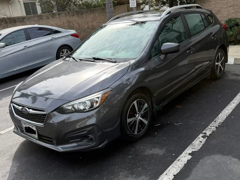 Used 2019 Subaru Impreza 2.0i Premium image 1