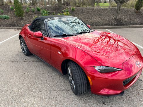Used 2016 MAZDA MX-5 Miata Grand Touring image 8