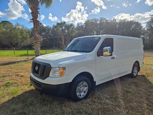 Used 2021 Nissan NV 2500 SV image 1