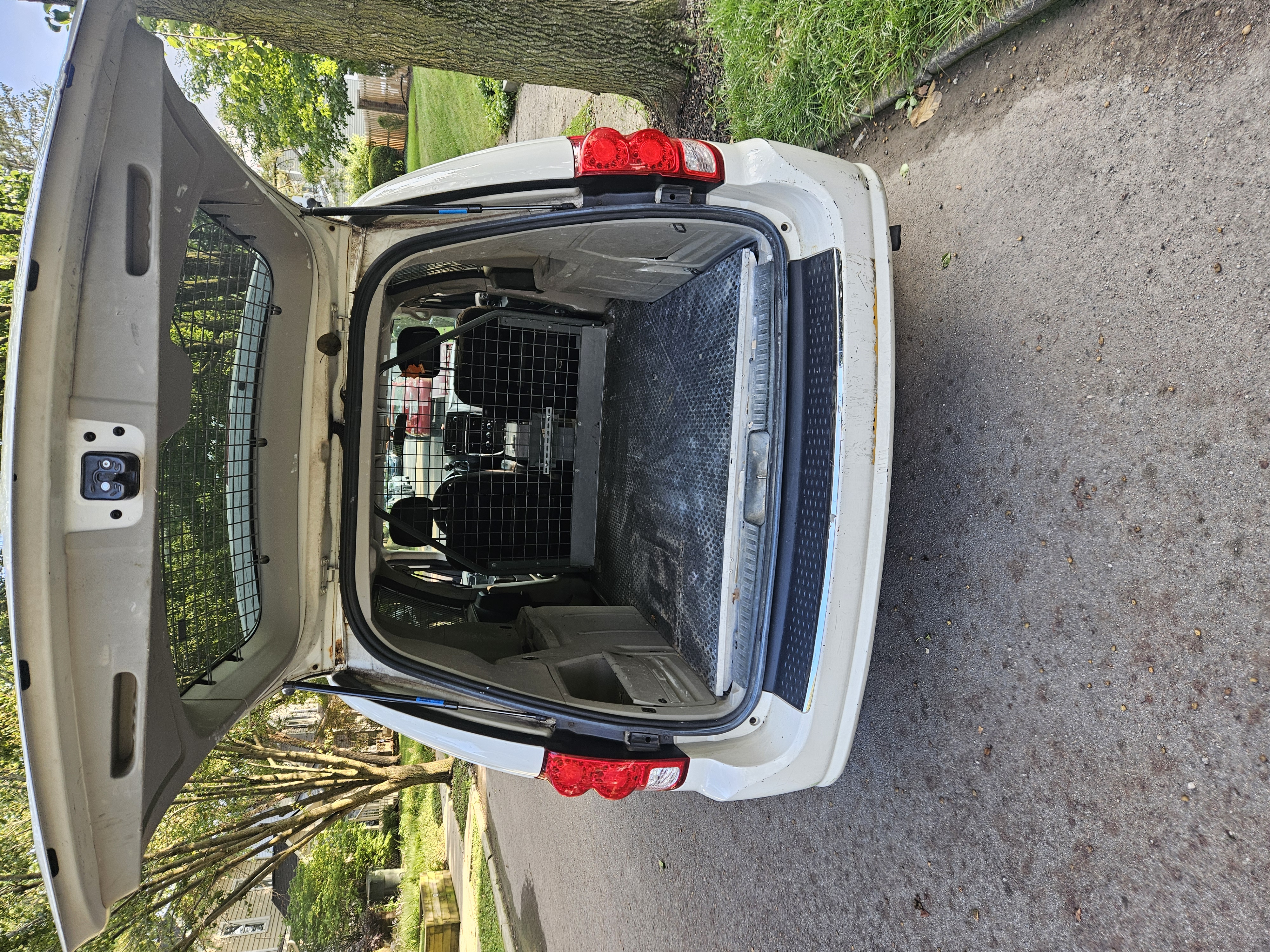 Used 2012 RAM C/V FWD image 2